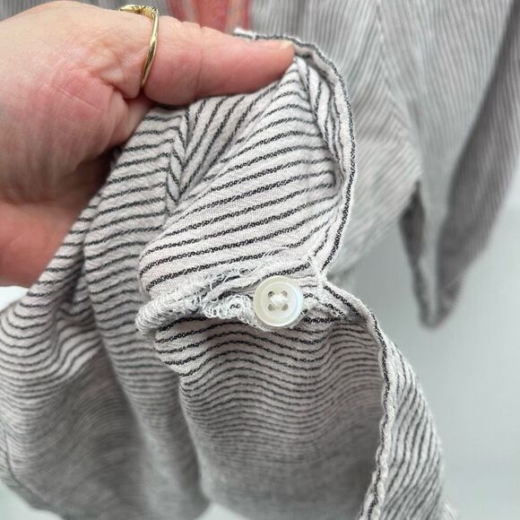 Womens Top Blouse Tunic Roll Tab Sleeve Stretch V Neck Striped Black White 2X - Picture 3 of 9